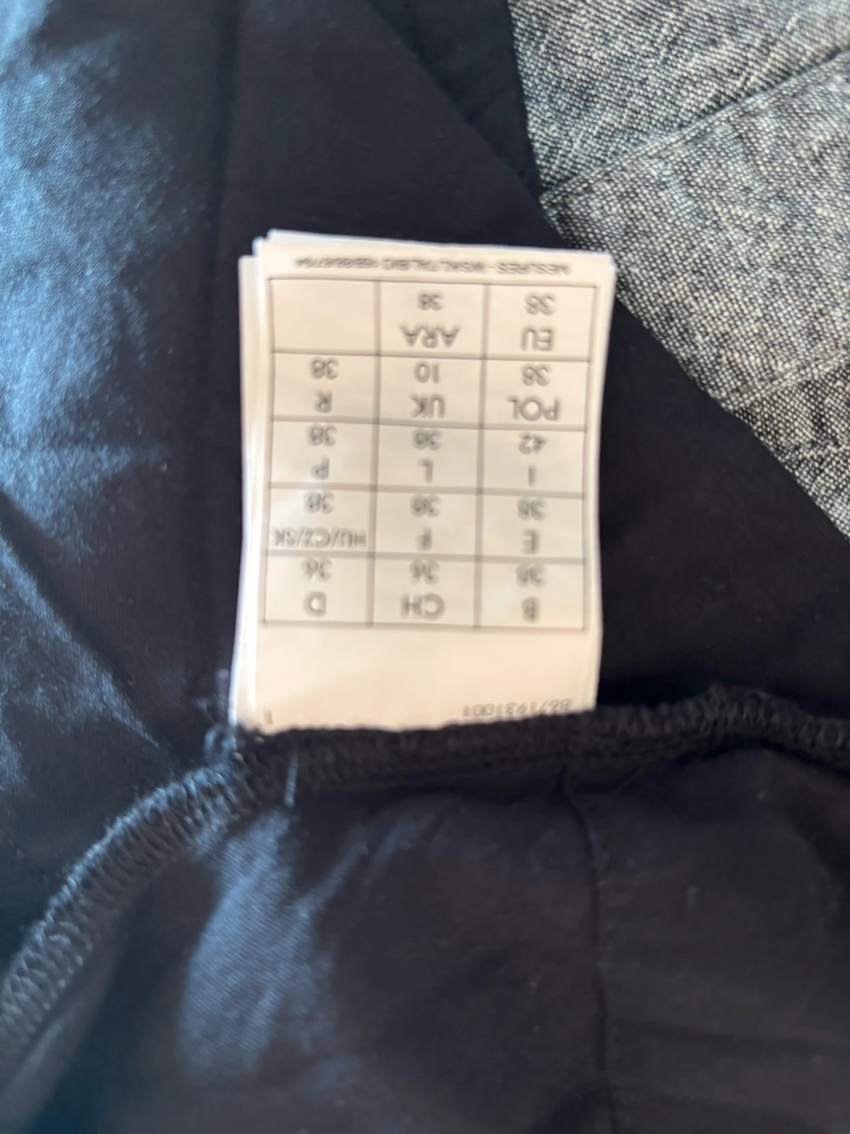 Robe noire brodée – Promod – taille M / 38 / 10 5