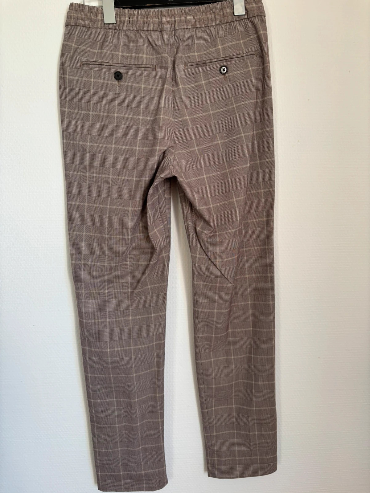 Pantalon carreaux H&M slim fit taille haute XS – H&M – taille XS / 34 / 6 2