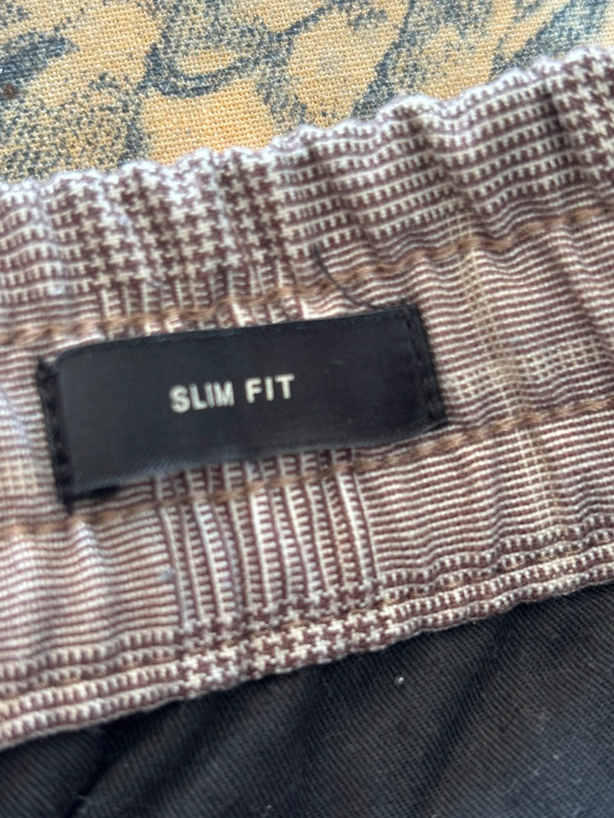 Pantalon carreaux H&M slim fit taille haute XS – H&M – taille XS / 34 / 6 5