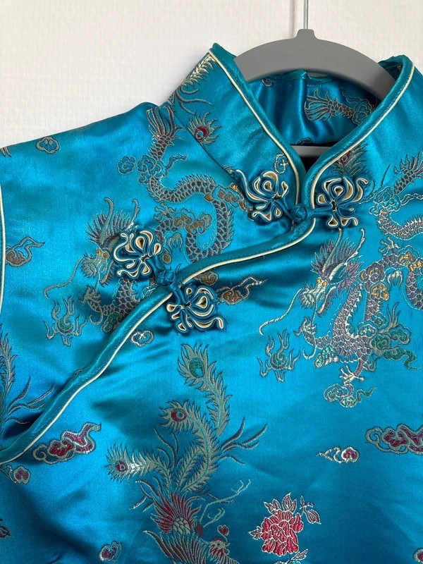 Robe style chinois satin turquoise motifs dragon – Si Jolie – taille XL / 42 / 14 3