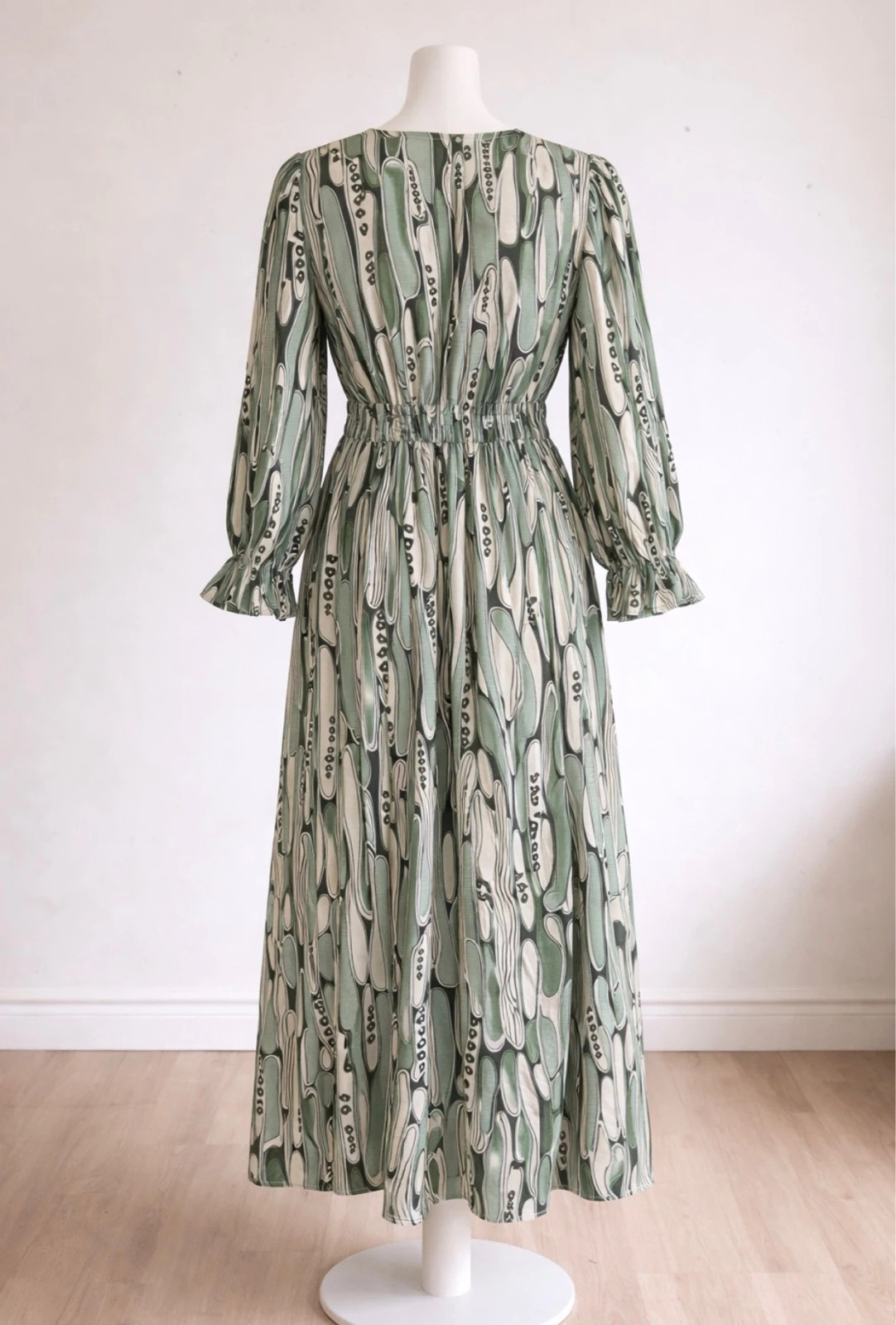 Robe fluide ANANY motif vert tendance – ANANY – taille S / 36 / 8 2