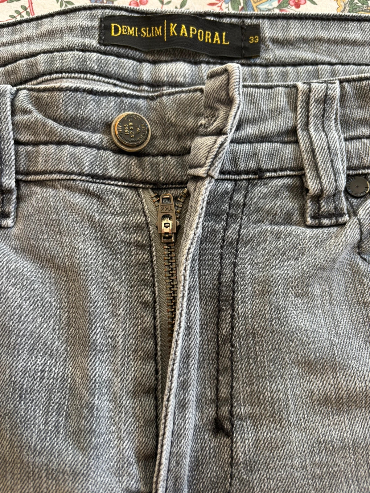Jean Kaporal Demi-Slim gris – Kaporal – taille W33 | FR 42 5