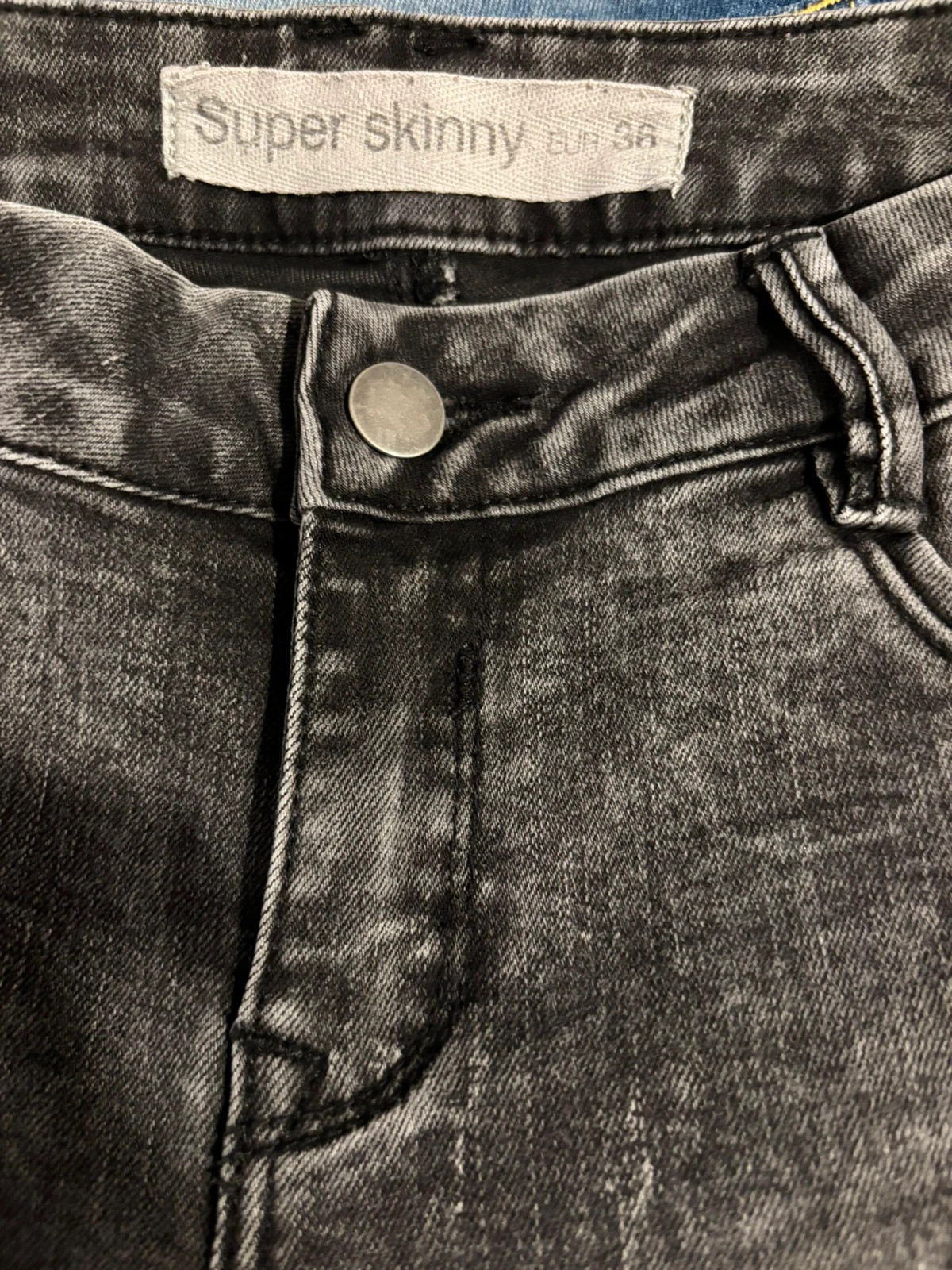 Jean gris destroy – Superdry – taille S / 36 / 8 4