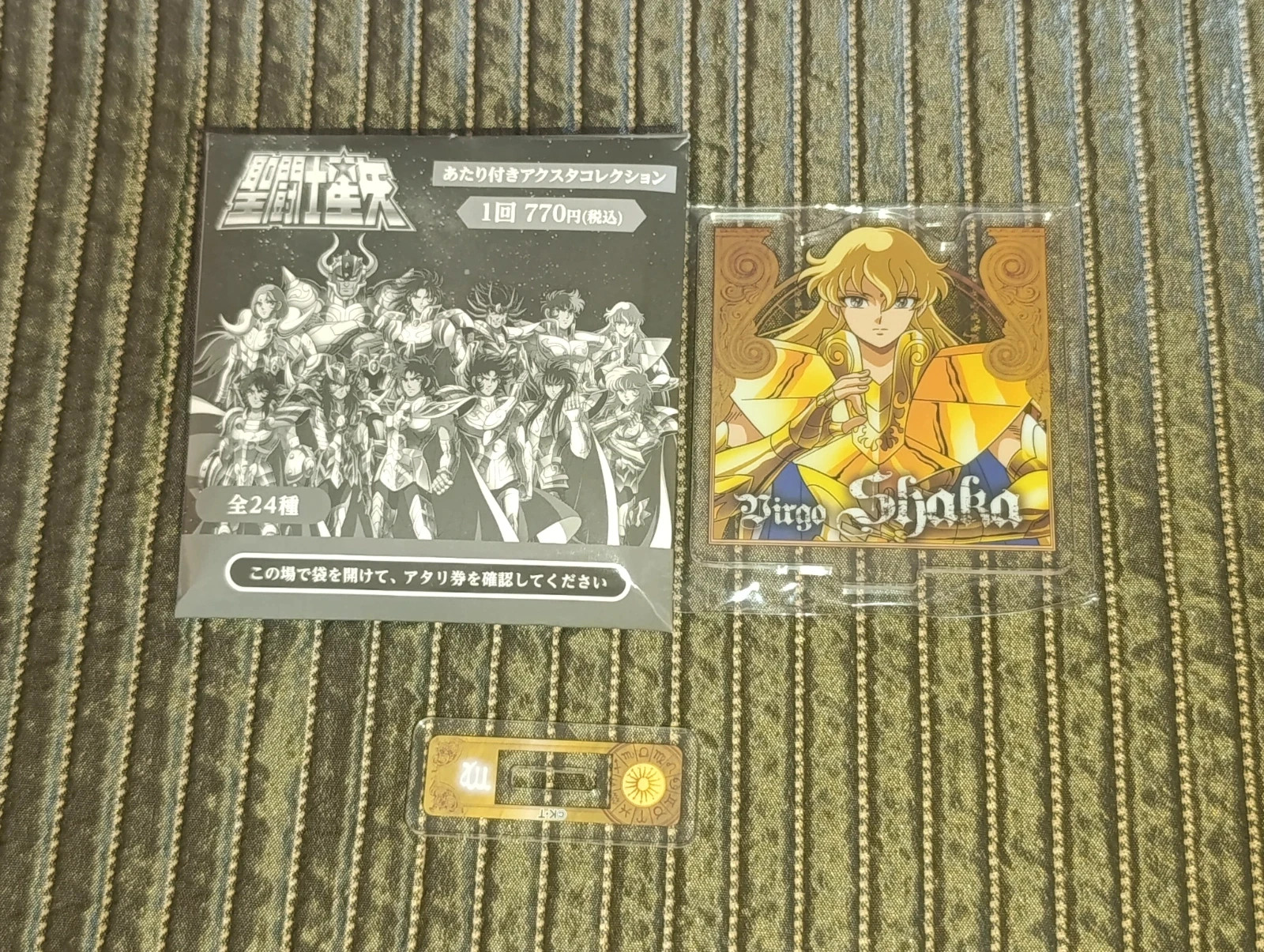 Soporte acrílico cabeza Shaka, de Virgo. Saint Seiya