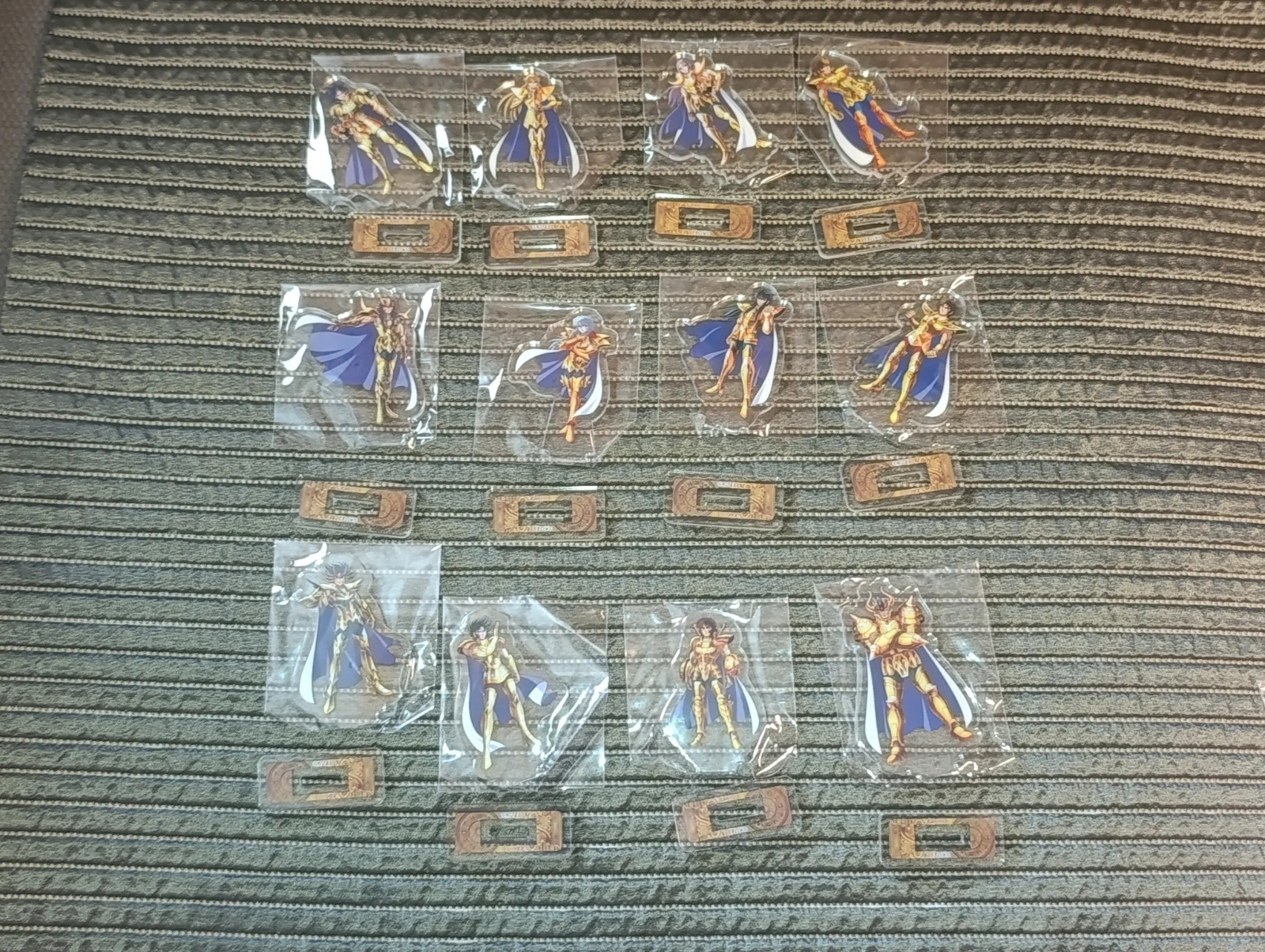 Lote 12 Soportes Acrilicos Saint Seiya