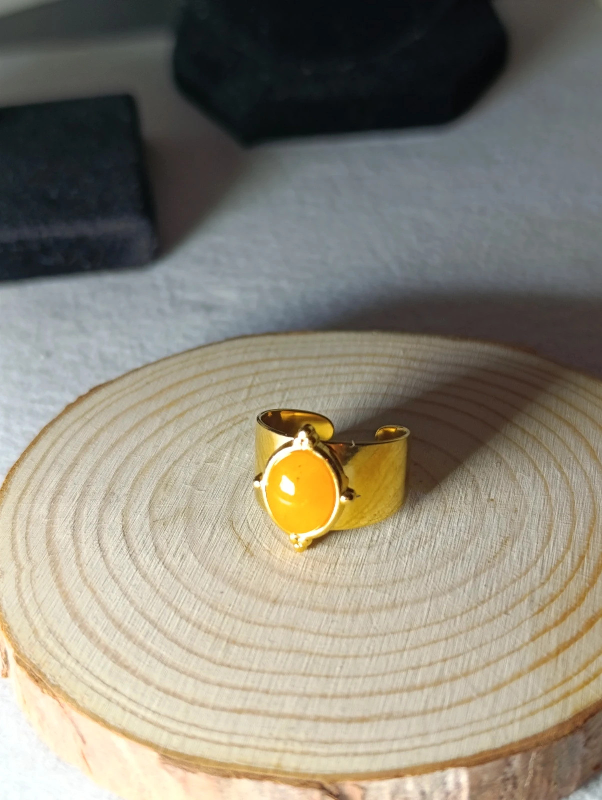 Anillo abierto acero dorado Ambar amarillo talla 8
