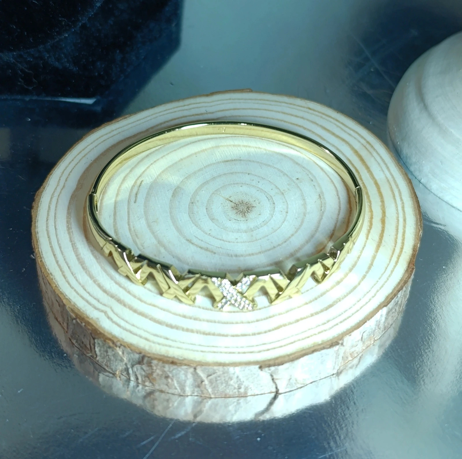 Pulsera de oro laminado y circonitas