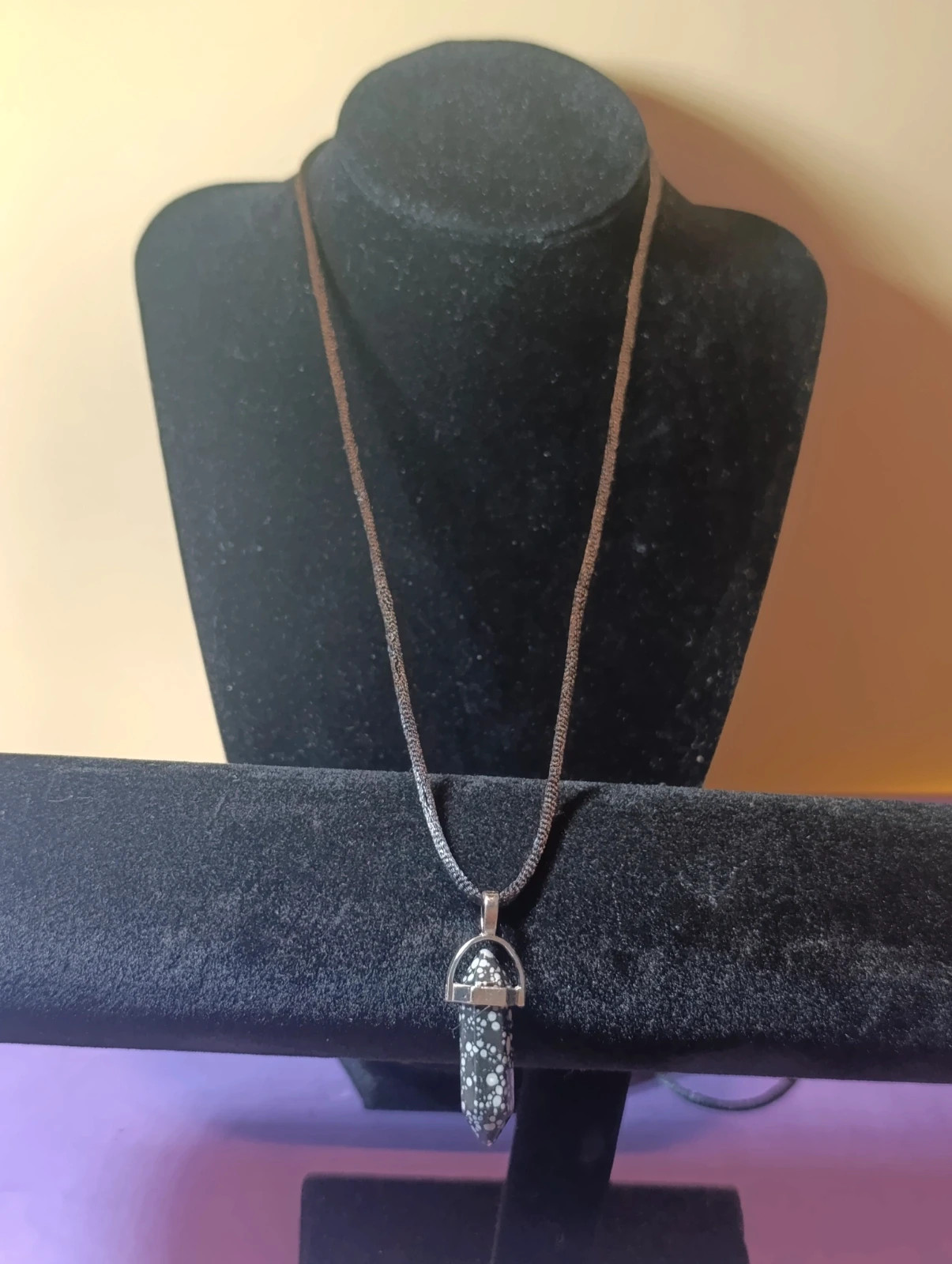 Collar piedra obsidiana negra moteada 58 cms – COLLAR 3