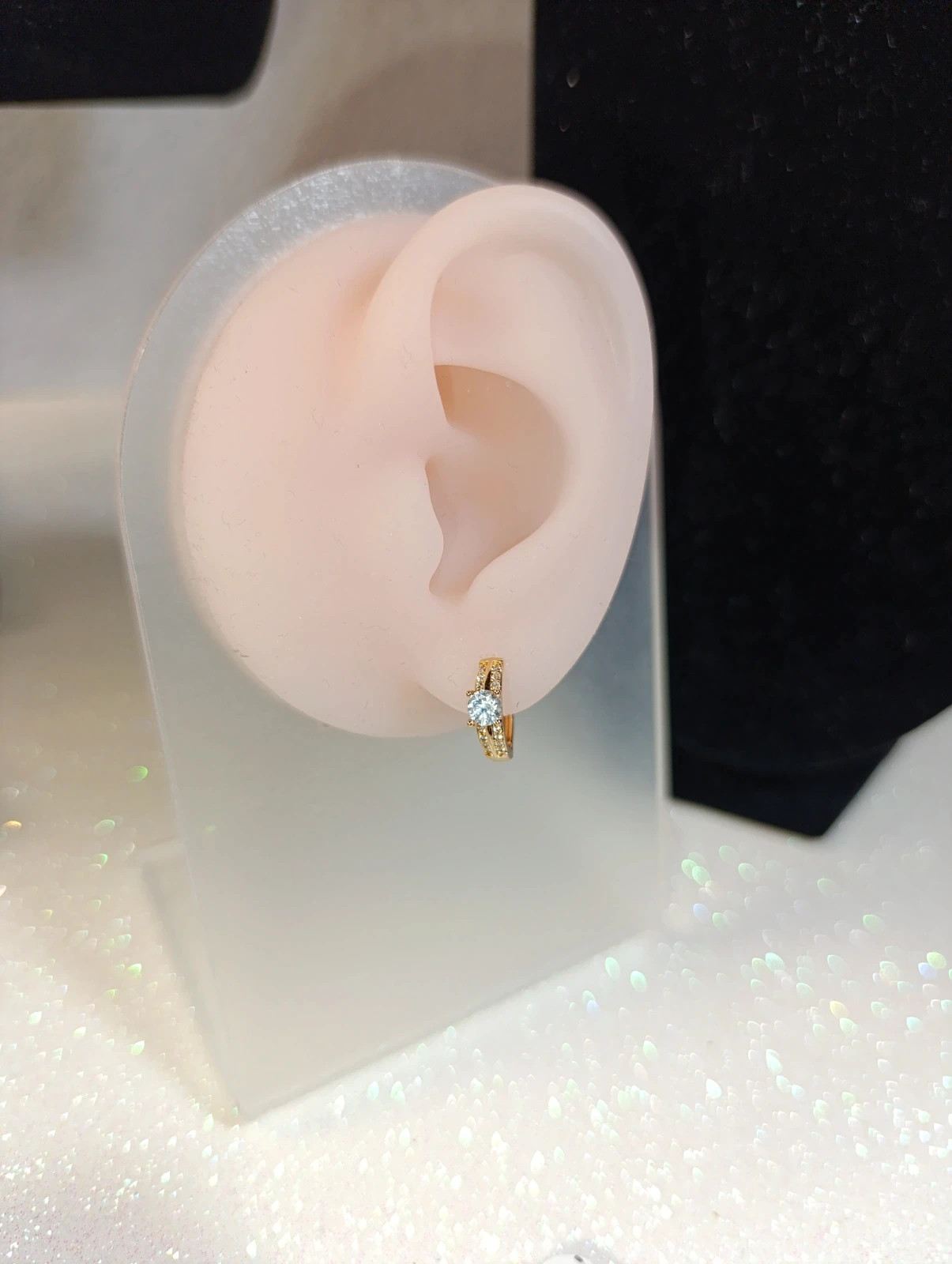Pendientes aro Xuping con circonitas y oro laminado – Xuping 2