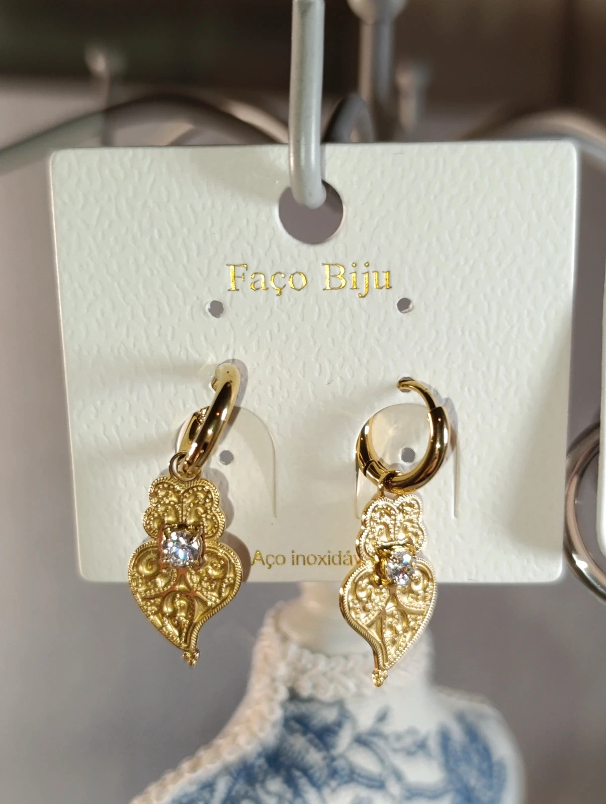 Pendientes acero dorado Corazón de Viana Faço Biju