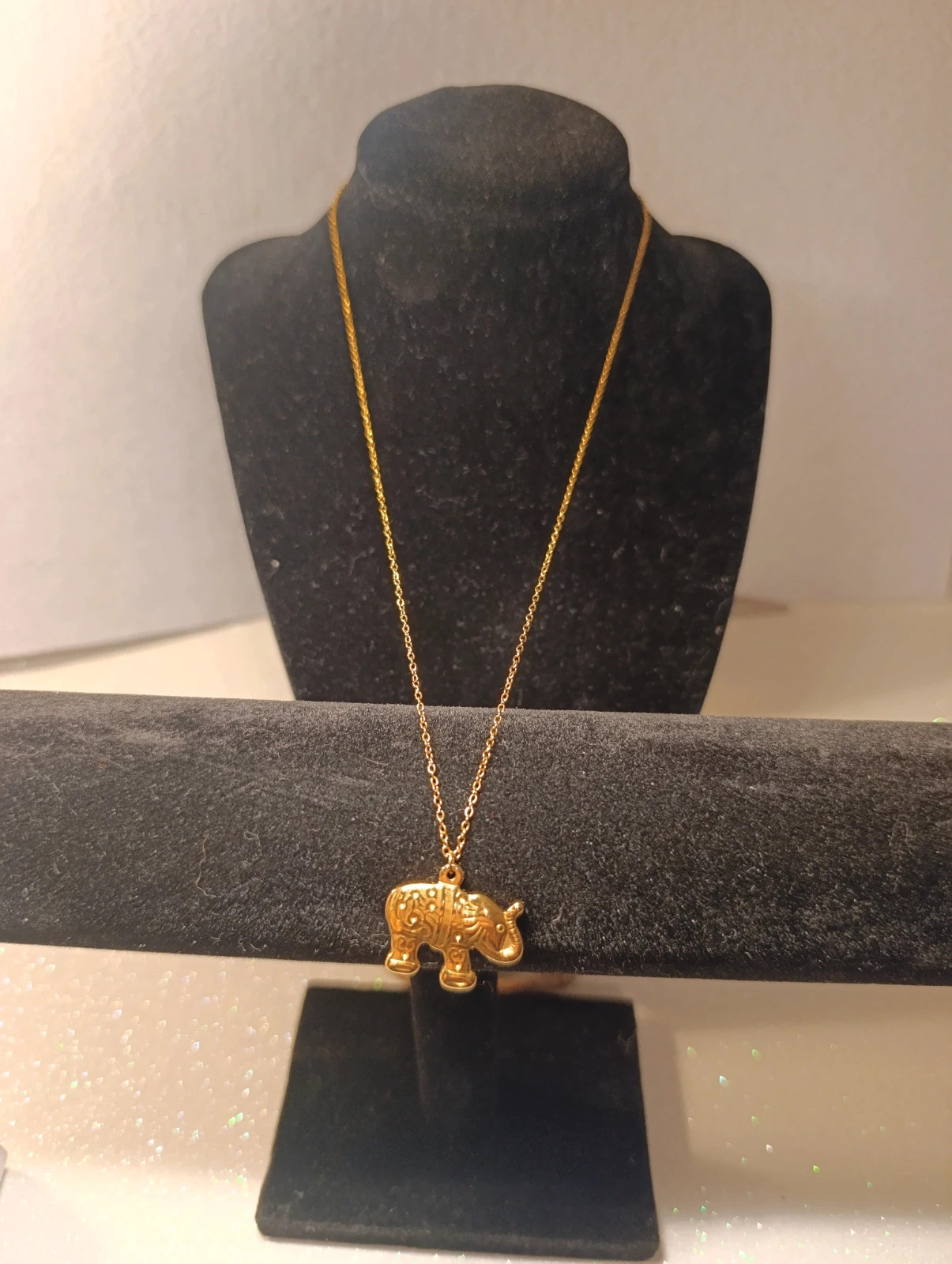 Collar acero dorado Elefante Asiático 51 cms – COLLAR 2