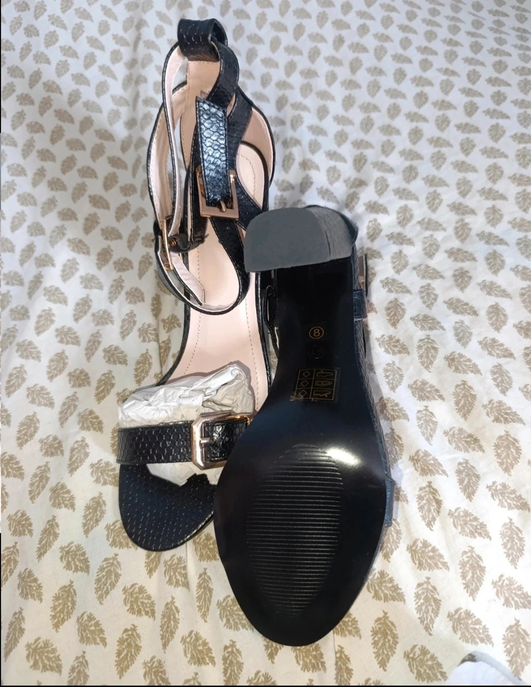 Zapatos negros tacón Chi Chi London talla 41 – Chi Chi London – taille 41 4