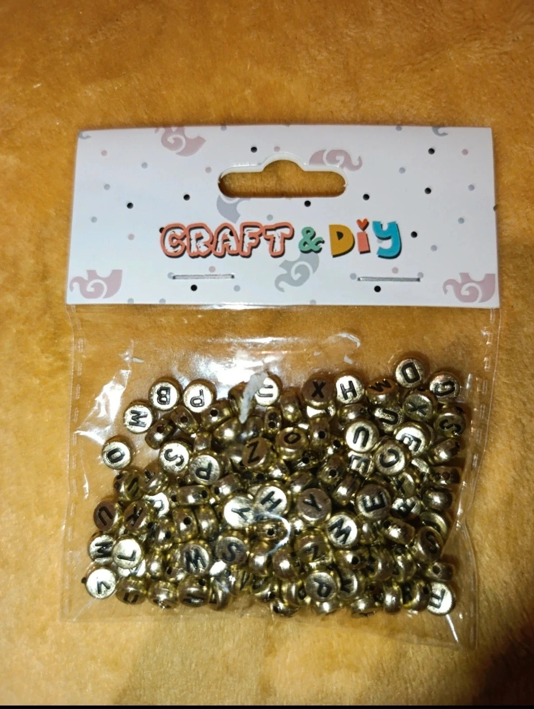 Lote de abalorios acrilicos letras y flores de madera – Craft 2