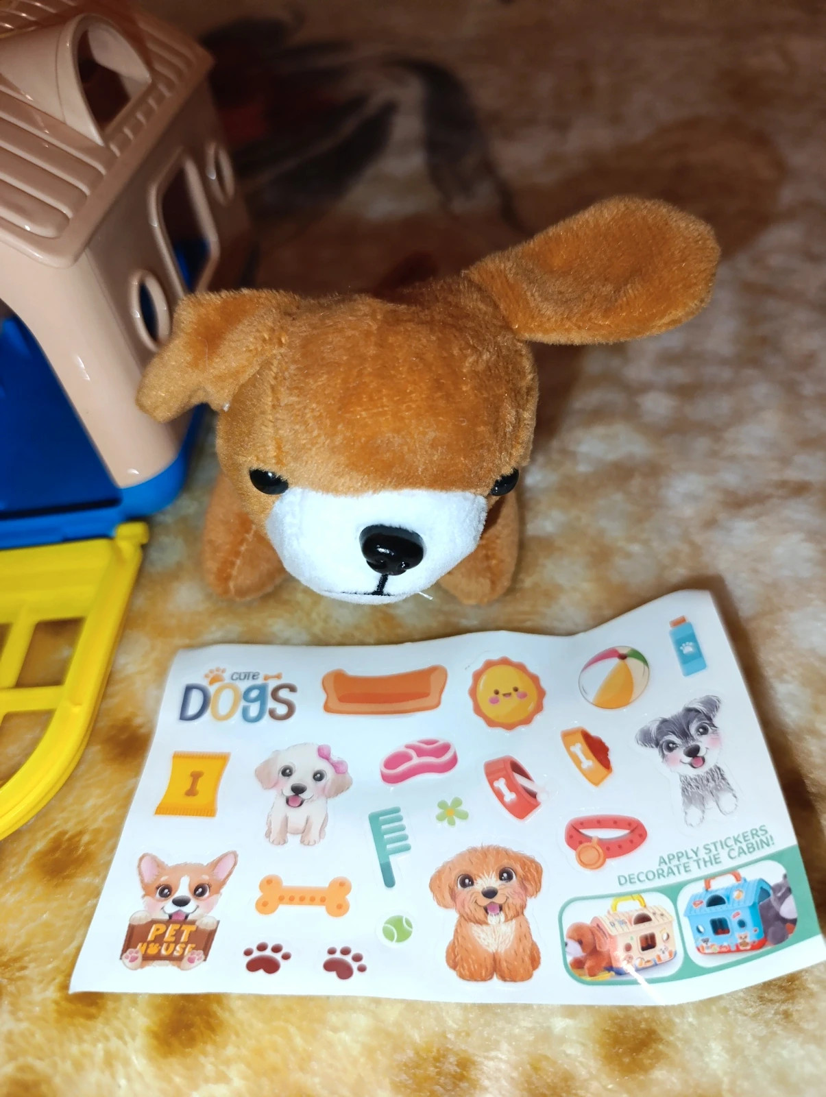 Peluche de perrito con su caseta Plush Animal de Jugatoys – jugatoys – taille 3 años 2