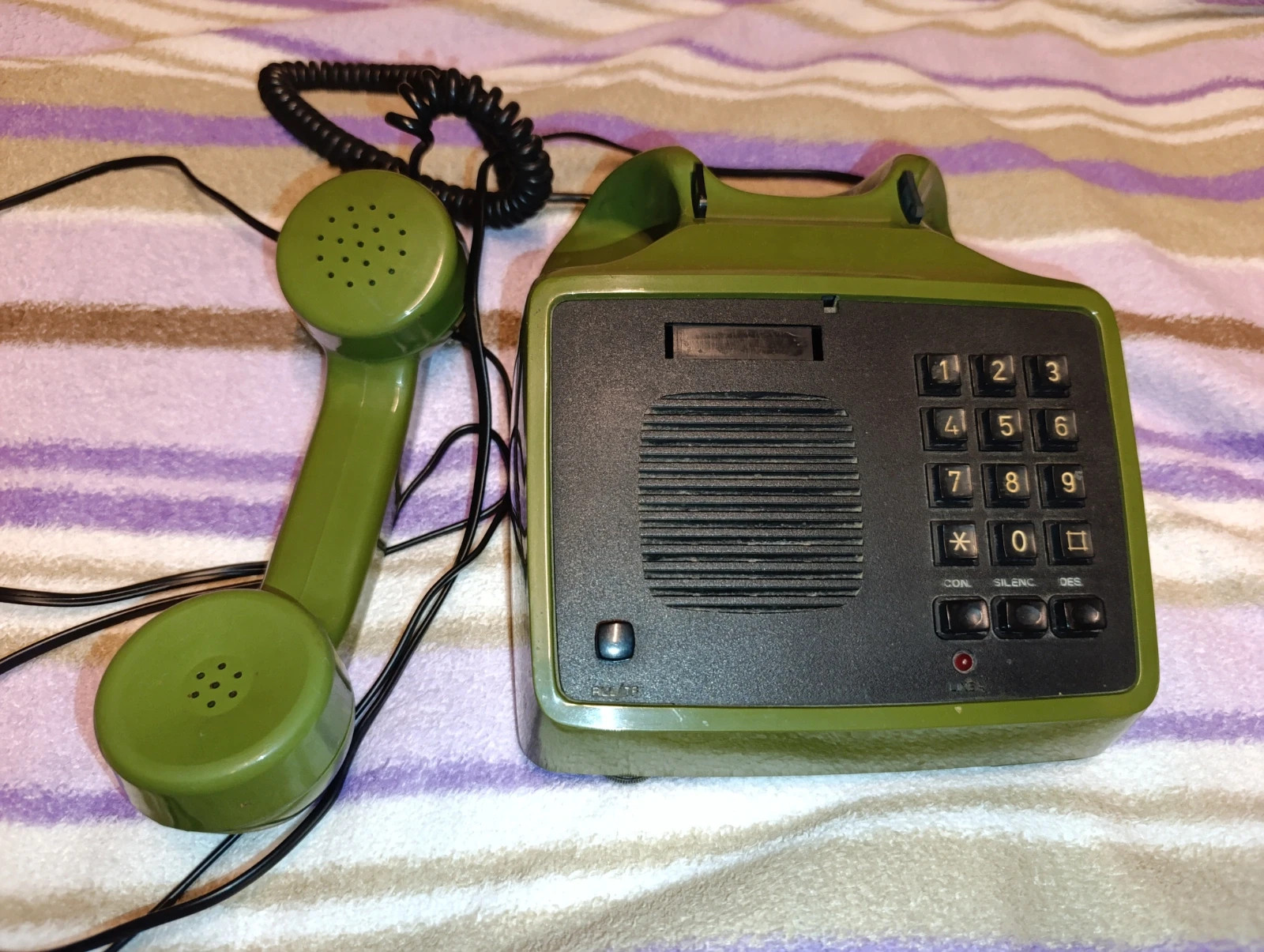 Teléfono Manos Libres Amper Vintage Verde – Amper 3