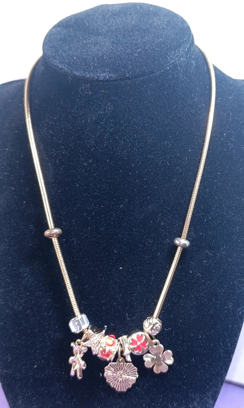 Collar acero dorado con Dijes rojos 46 cms – COLLAR – taille Taille unique 2