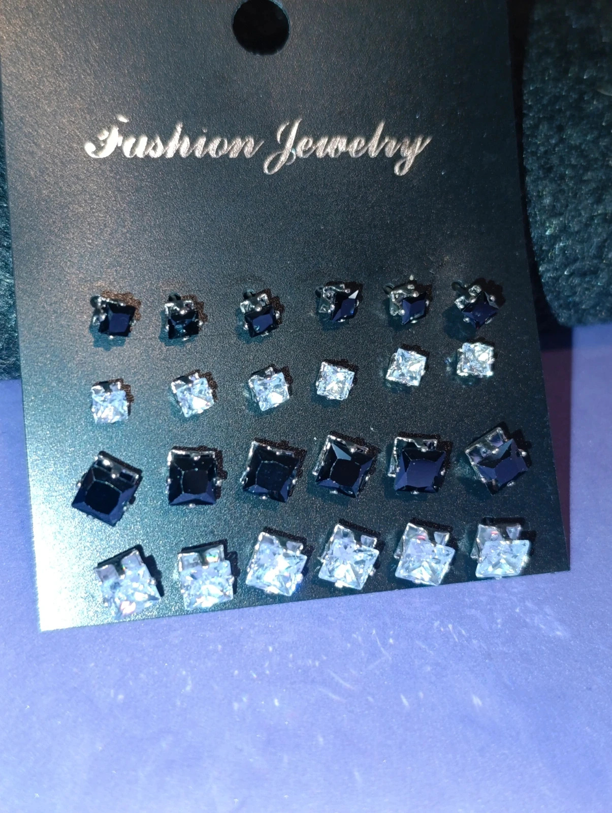 Set de 24 pendientes de Fashion Jewelry