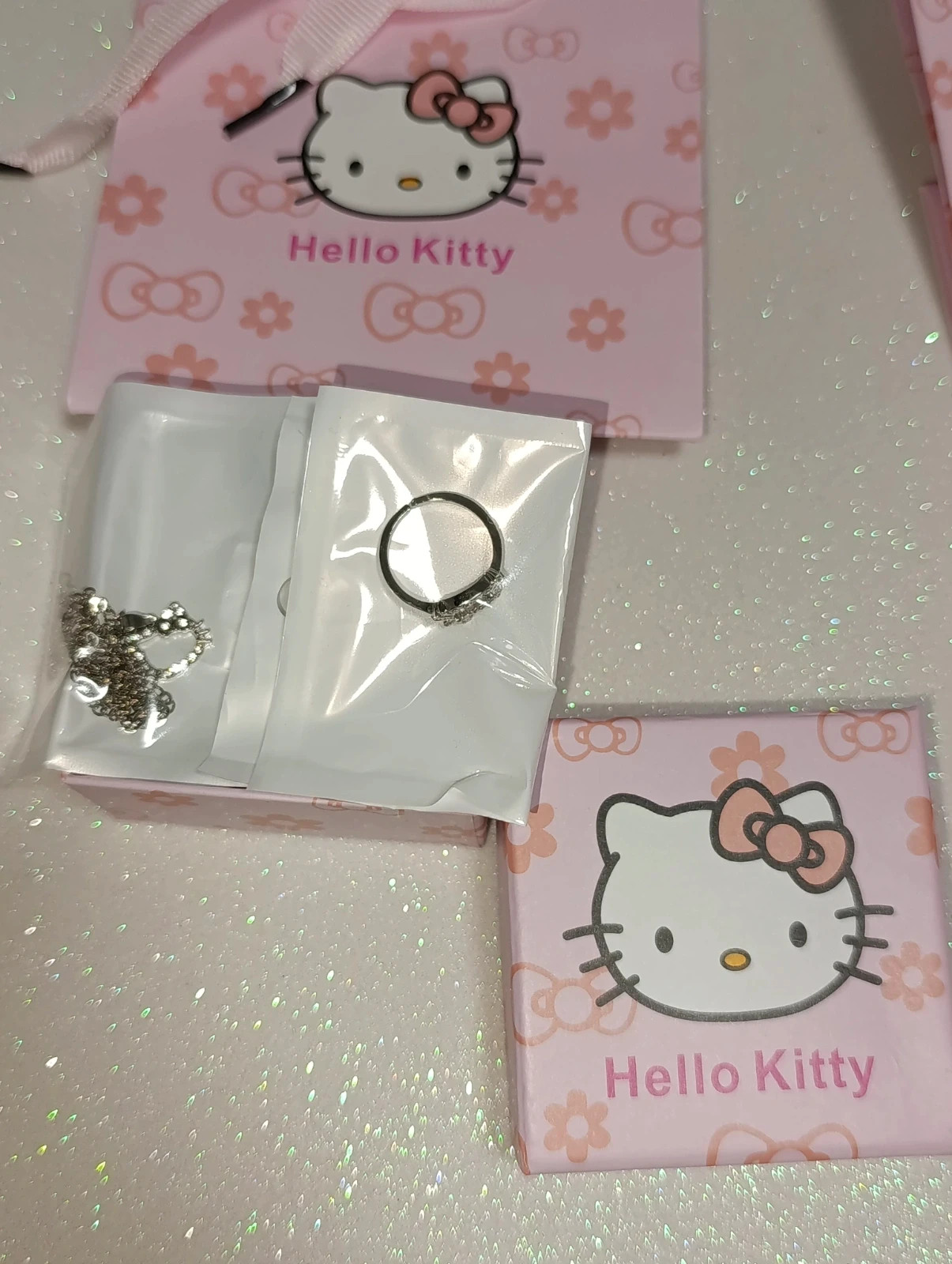 Conjuntos de bisuteria de Hello Kitty (2 uds) – Hello Kitty – taille Taille unique 3