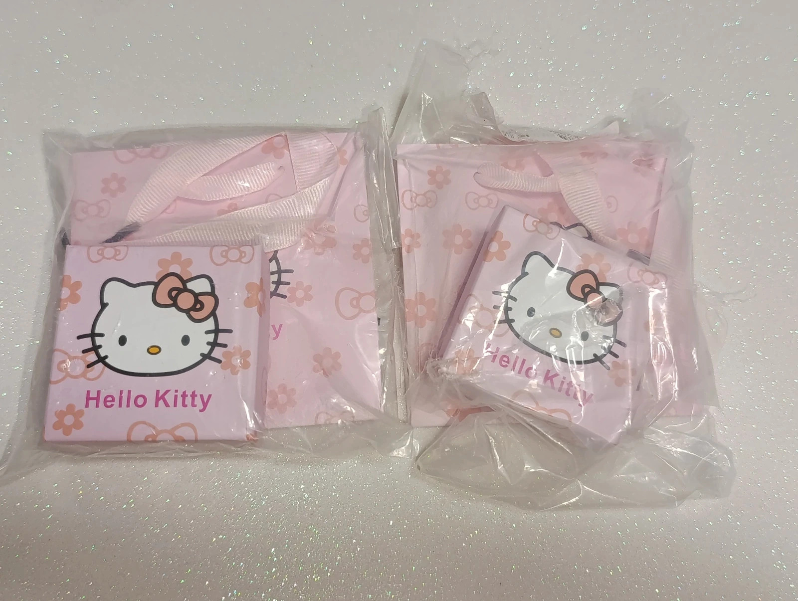 Conjuntos de bisuteria de Hello Kitty (2 uds)