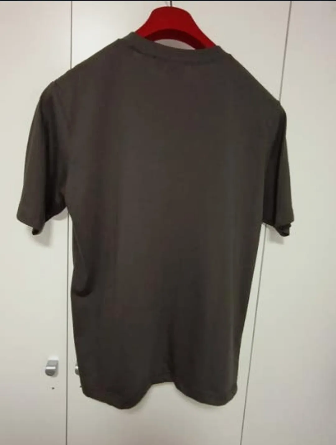 Camiseta gris GU Super Shogun talla M – Uniqlo – taille M 2