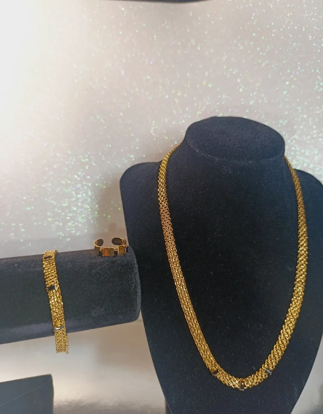 Conjunto acero dorado y piedras oscuras – No brand – taille Taille unique 2
