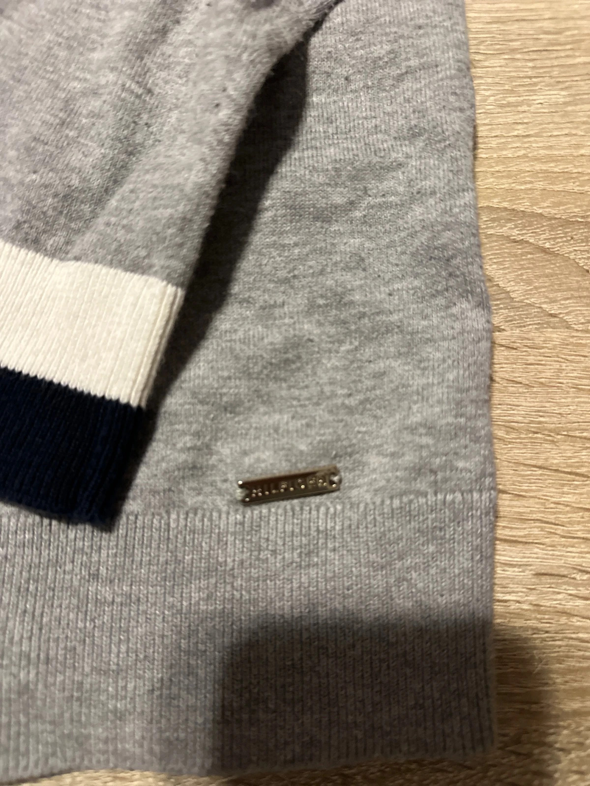 Pull Tommy Hilfiger taille S – Tommy Hilfiger – taille S / 36 / 8 2