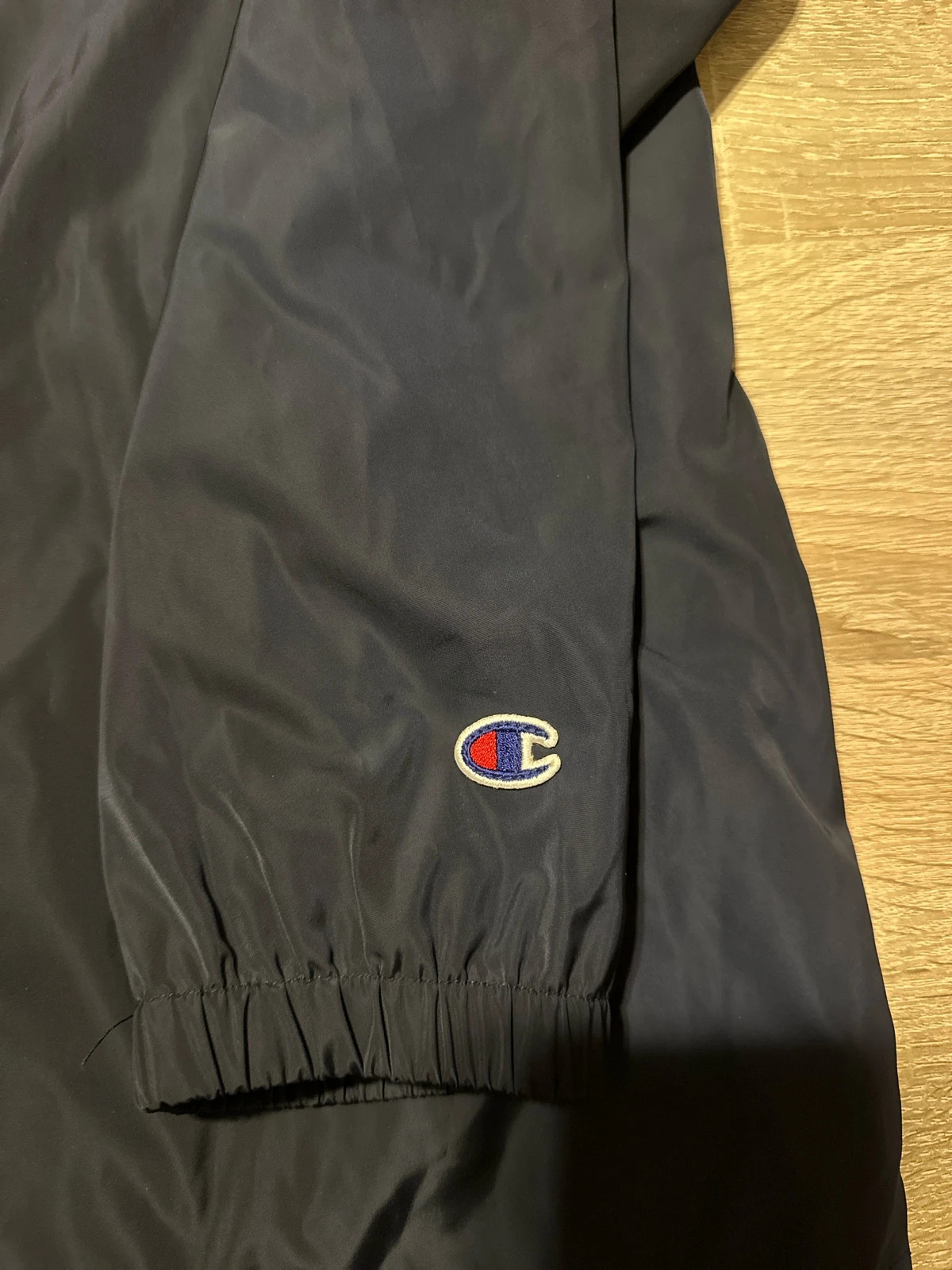 Veste coupe-vent champion brodé taille L – Champion – taille L 2