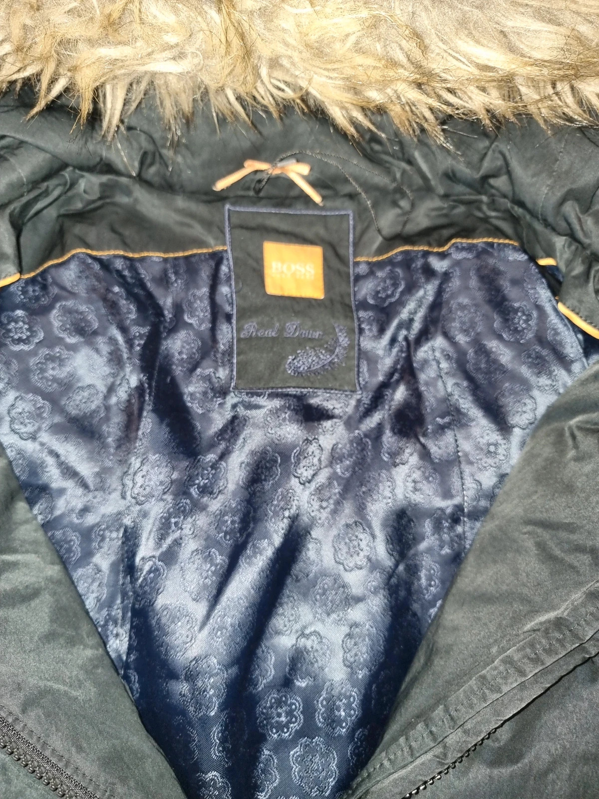 Doudoune parka longue taille 36/38 – Hugo Boss – taille S / 36 / 8 2