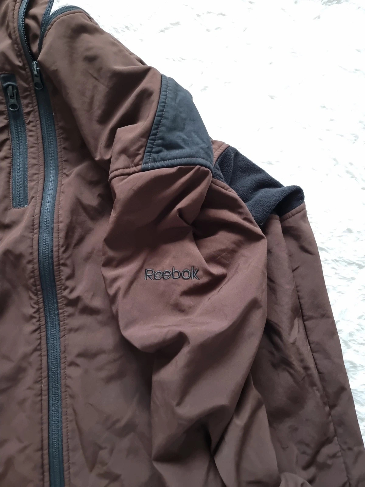Veste Reebok brodé taille L – Reebok – taille L 5
