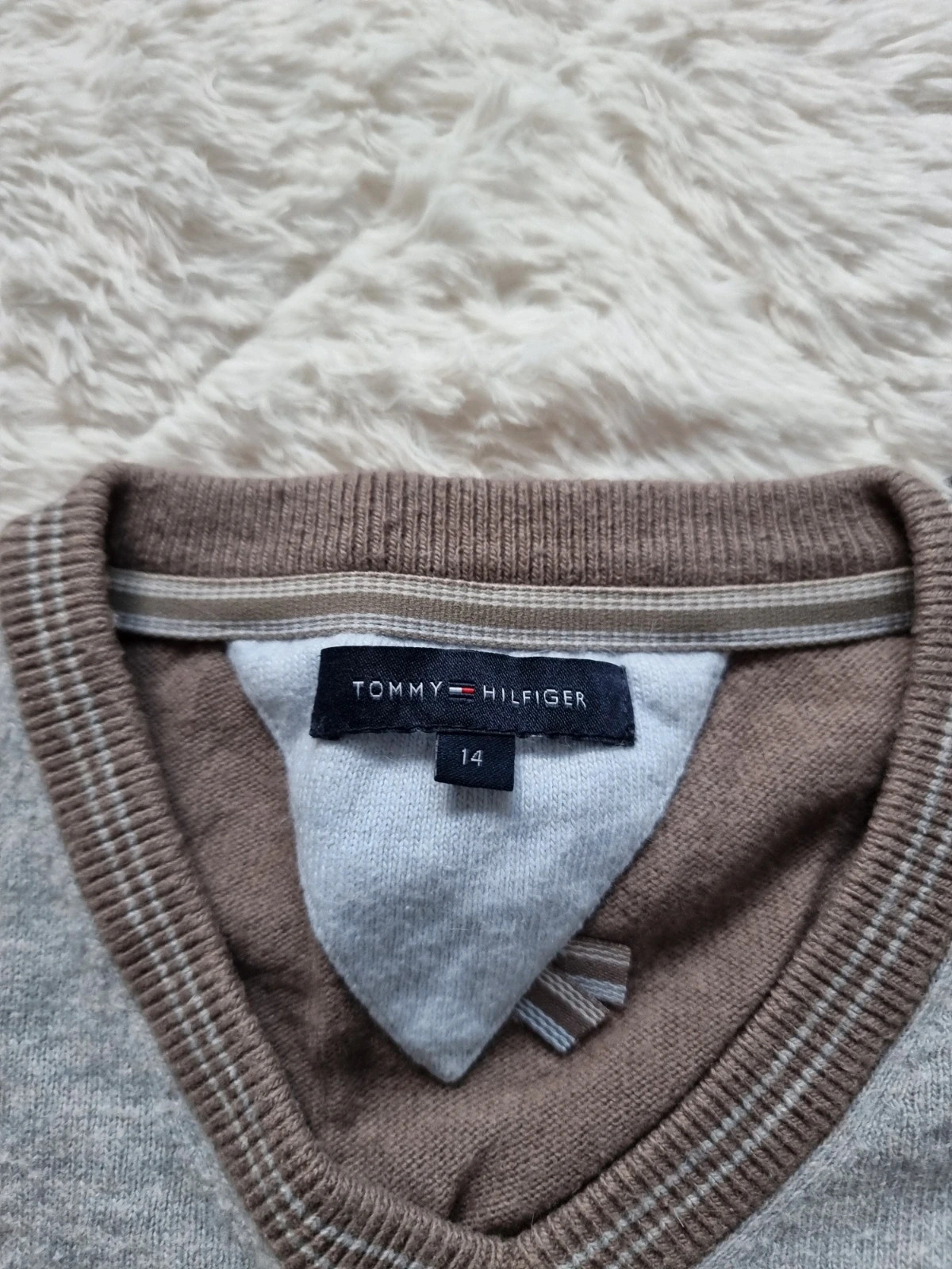 Pull tommy hilfiger taille 14ans – Tommy Hilfiger – taille 14 ans / 164 cm 4