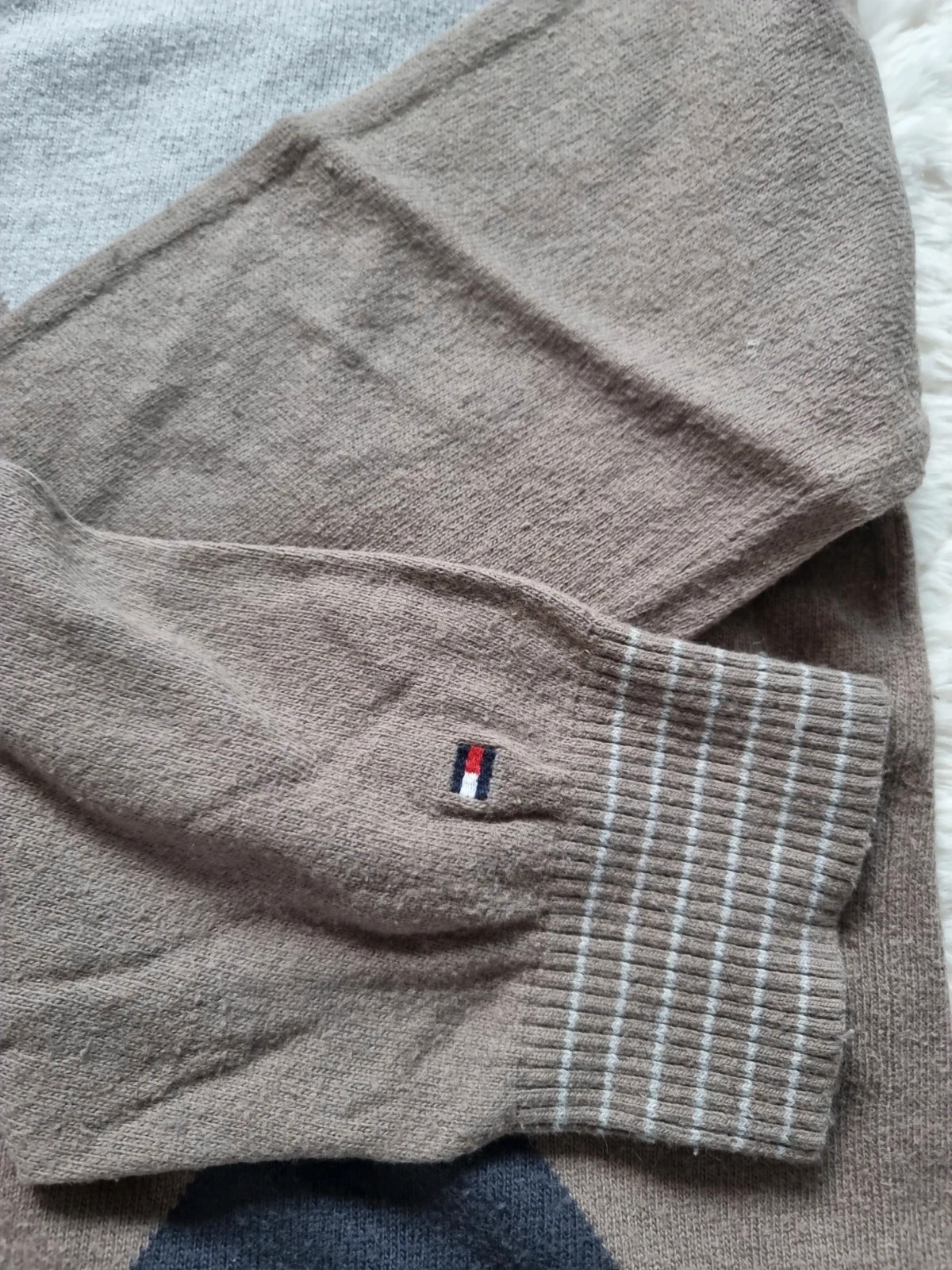 Pull tommy hilfiger taille 14ans – Tommy Hilfiger – taille 14 ans / 164 cm 3