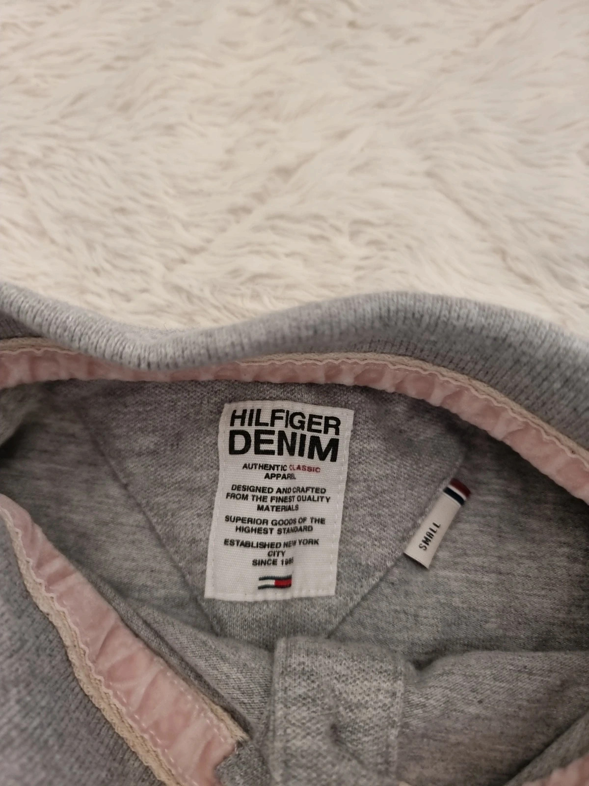 Polo Tommy Hilfiger taille S enfant – Tommy Hilfiger – taille S 3