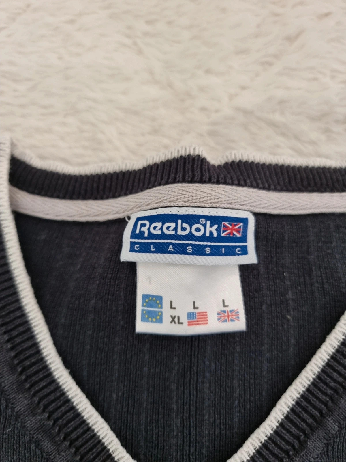 Pull Reebox brodé taille L – Reebok – taille L 2