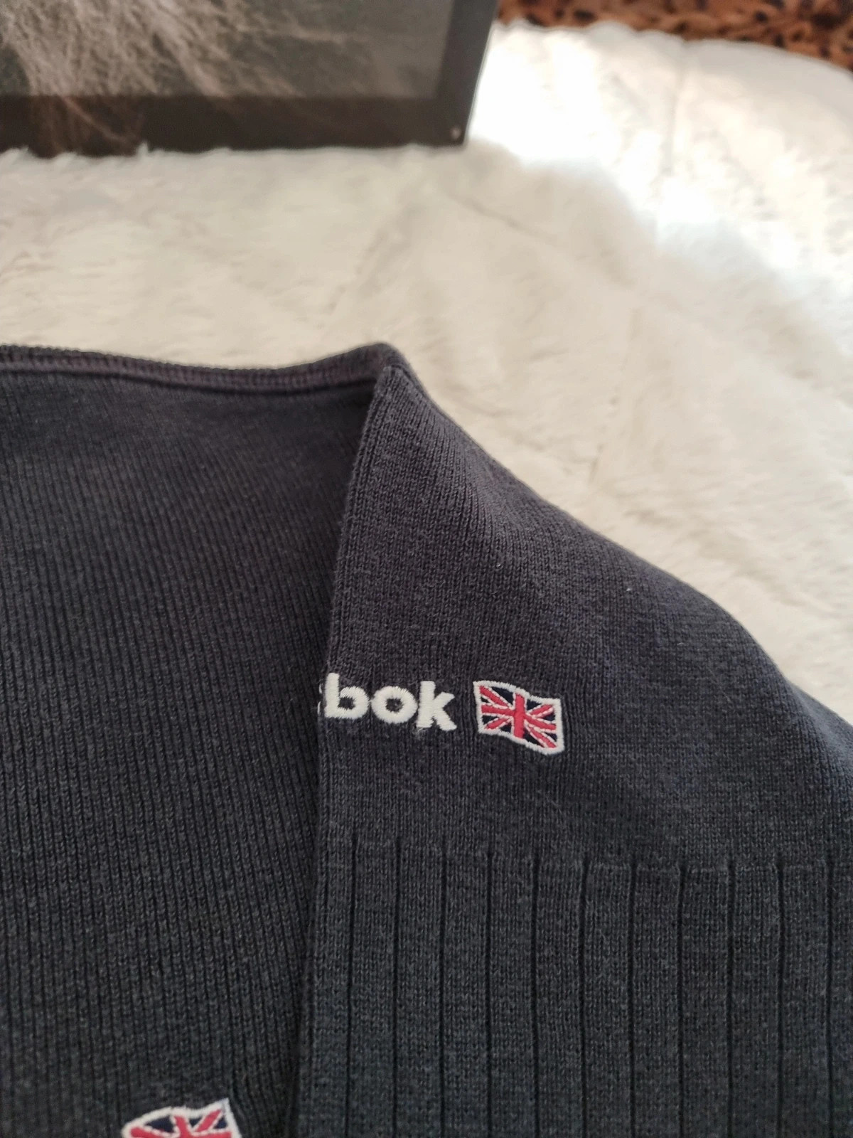 Pull Reebox brodé taille L – Reebok – taille L 4