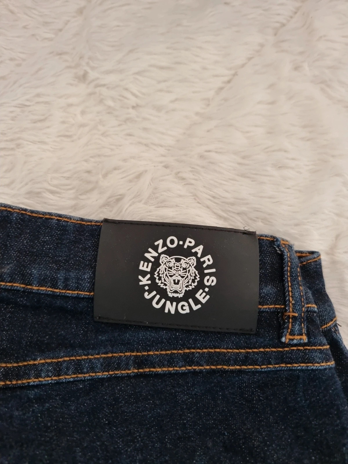 Jeans Kenzo taille 12ans – Kenzo – taille 12 ans / 152 cm 2