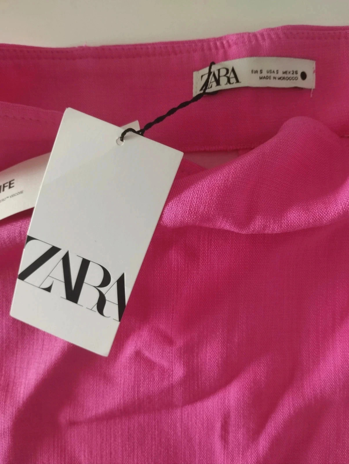 Minifalda ZArA Rosa Fucsia. NUeVA con etiqueta 🩷💝 – Zara – taille S / 36 / 8 5