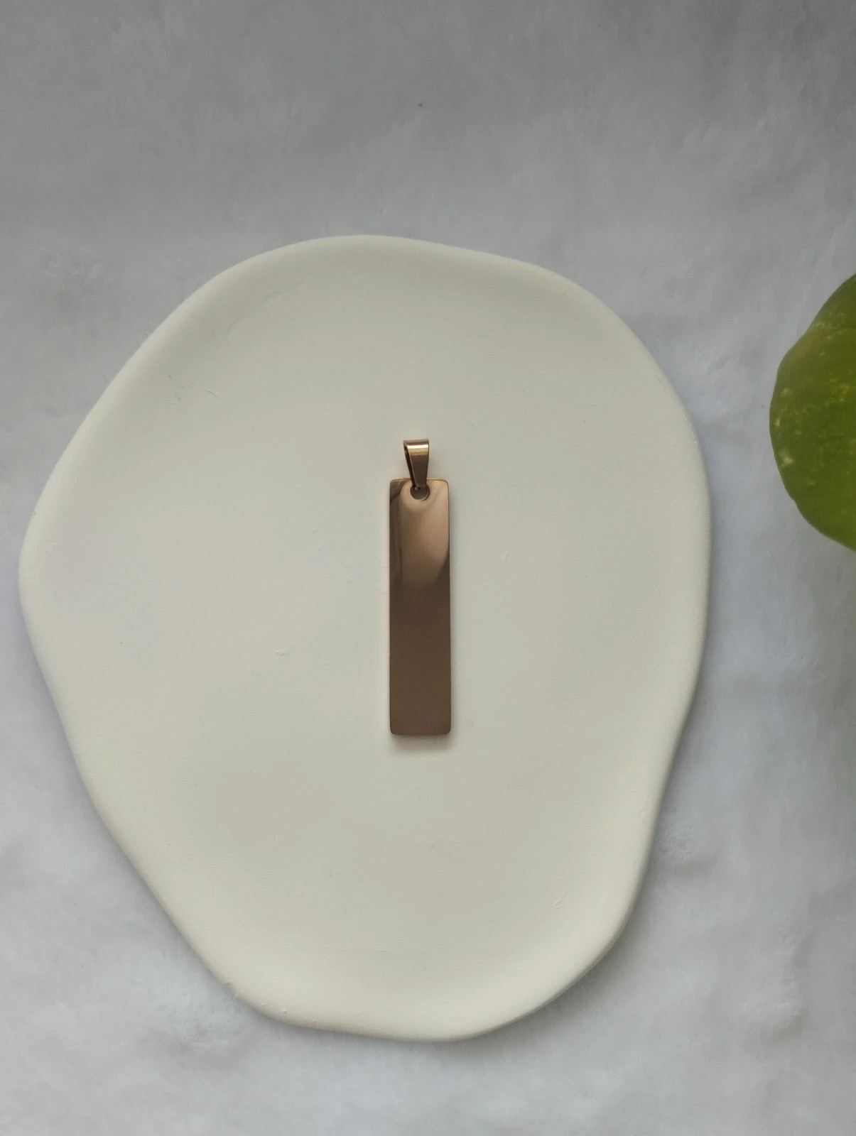 Dije- colgante, oro rosa y plateado. Acero inoxidable 2