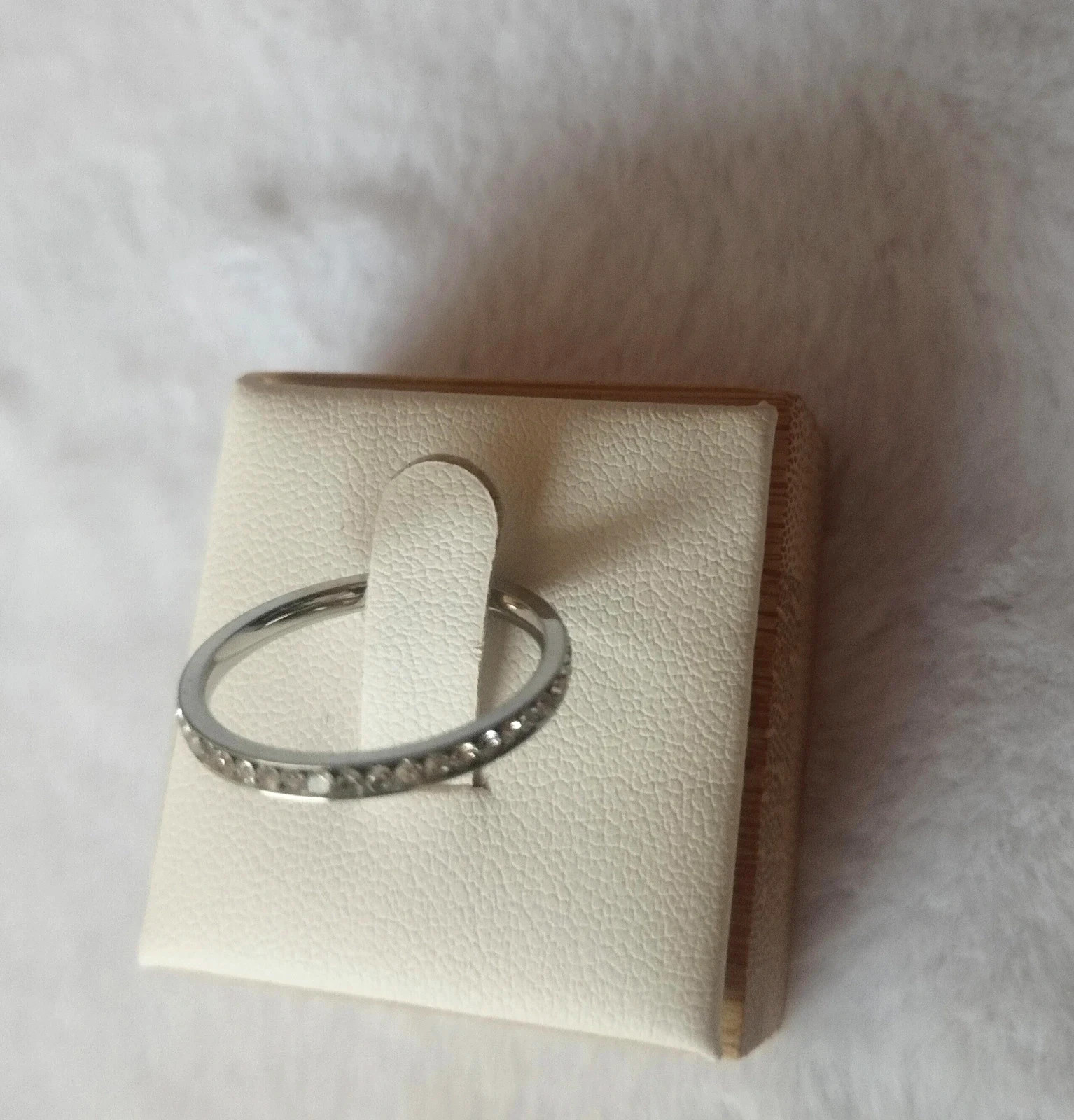 Anillo brillo blanco. Acero inoxidable.color plateado – taille 14,5 mm 3