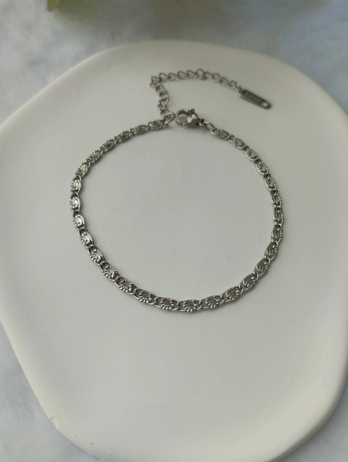 pulsera plateada eslabones 3