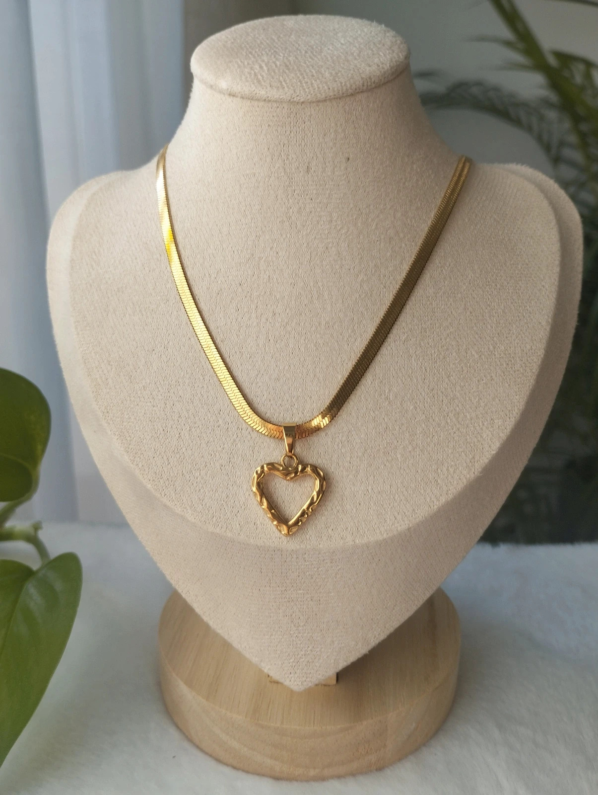 Collar corazón dorado de acero inoxidable 2