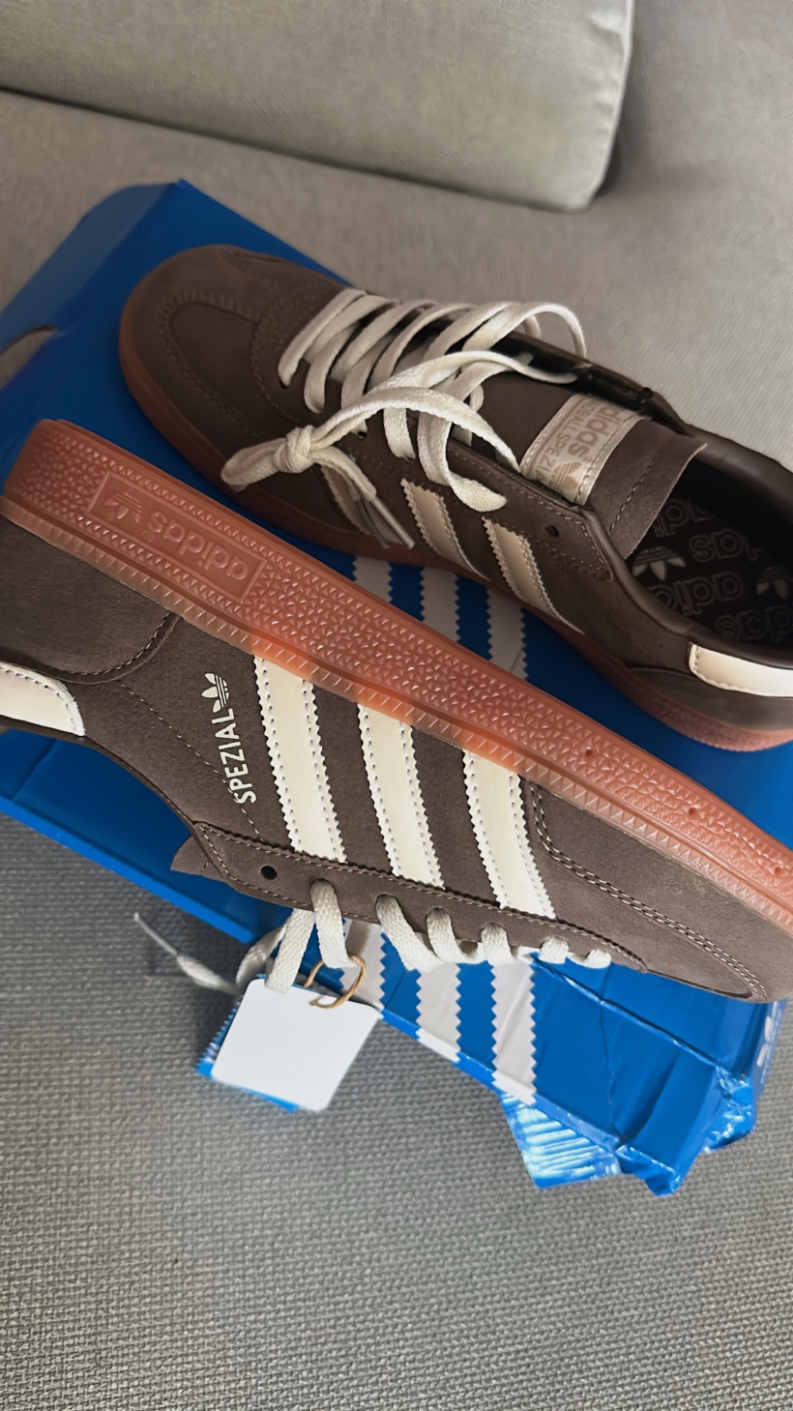 spezial adidas T39 1/3