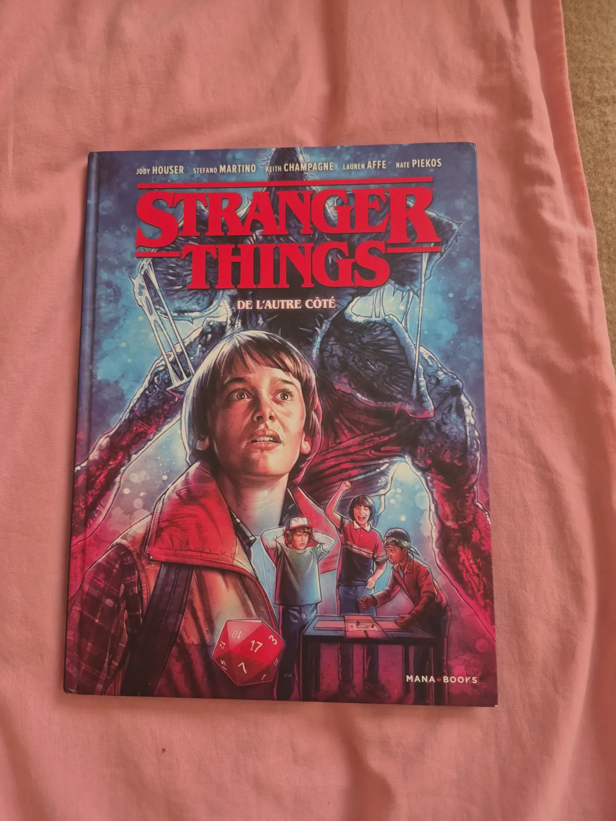 BD Stranger Things De l'autre côté Mana Books – Mana Books 4