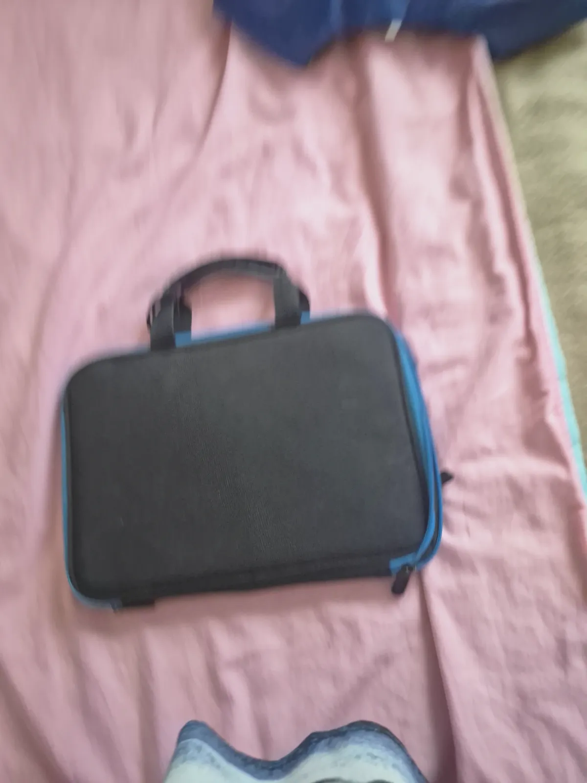 Housse de protection pour tablette avec poignées – Dell 3