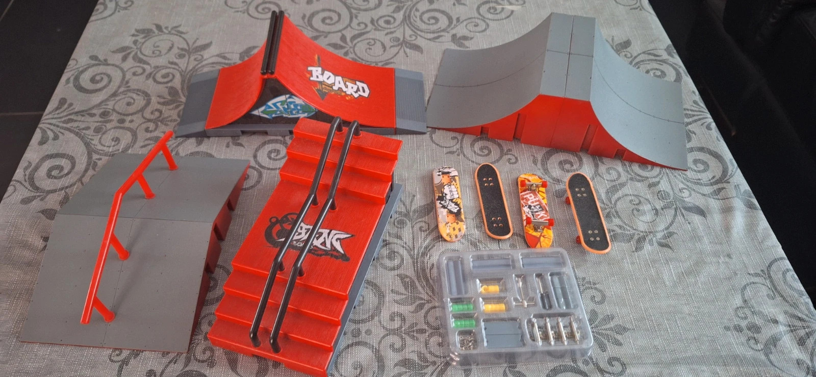 Mini skate avec rampes – taille Taille unique 2