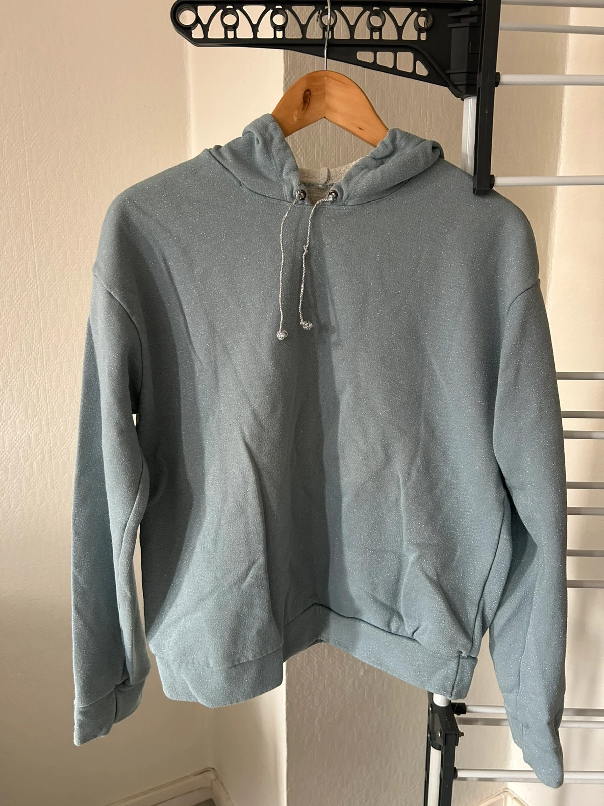 Sweat bleu clair et argenté