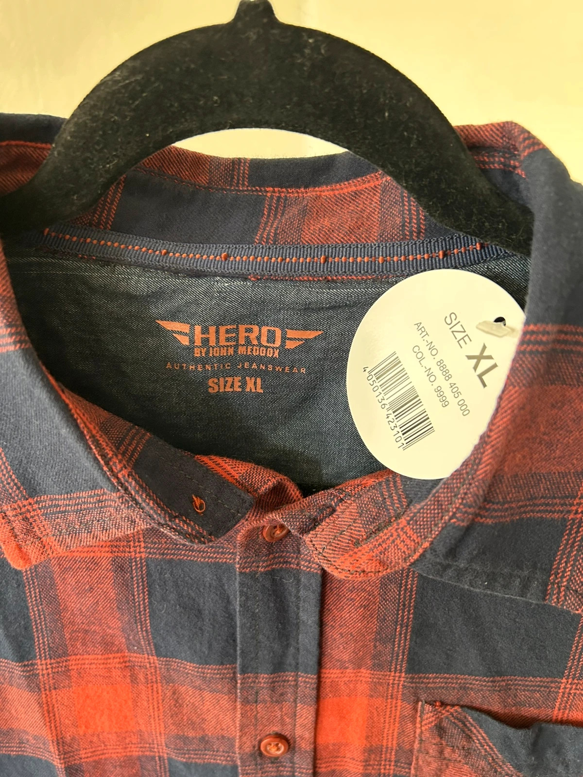 Chemise Homme Xl neuve avec étiquette – hero – taille XL 2