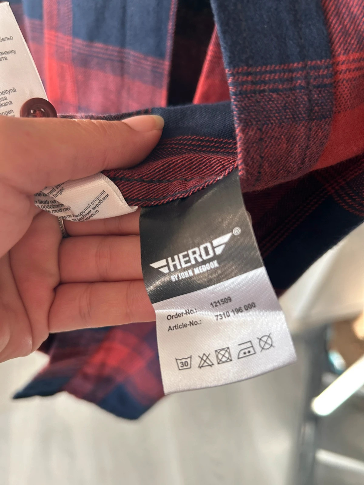Chemise Homme Xl neuve avec étiquette – hero – taille XL 4