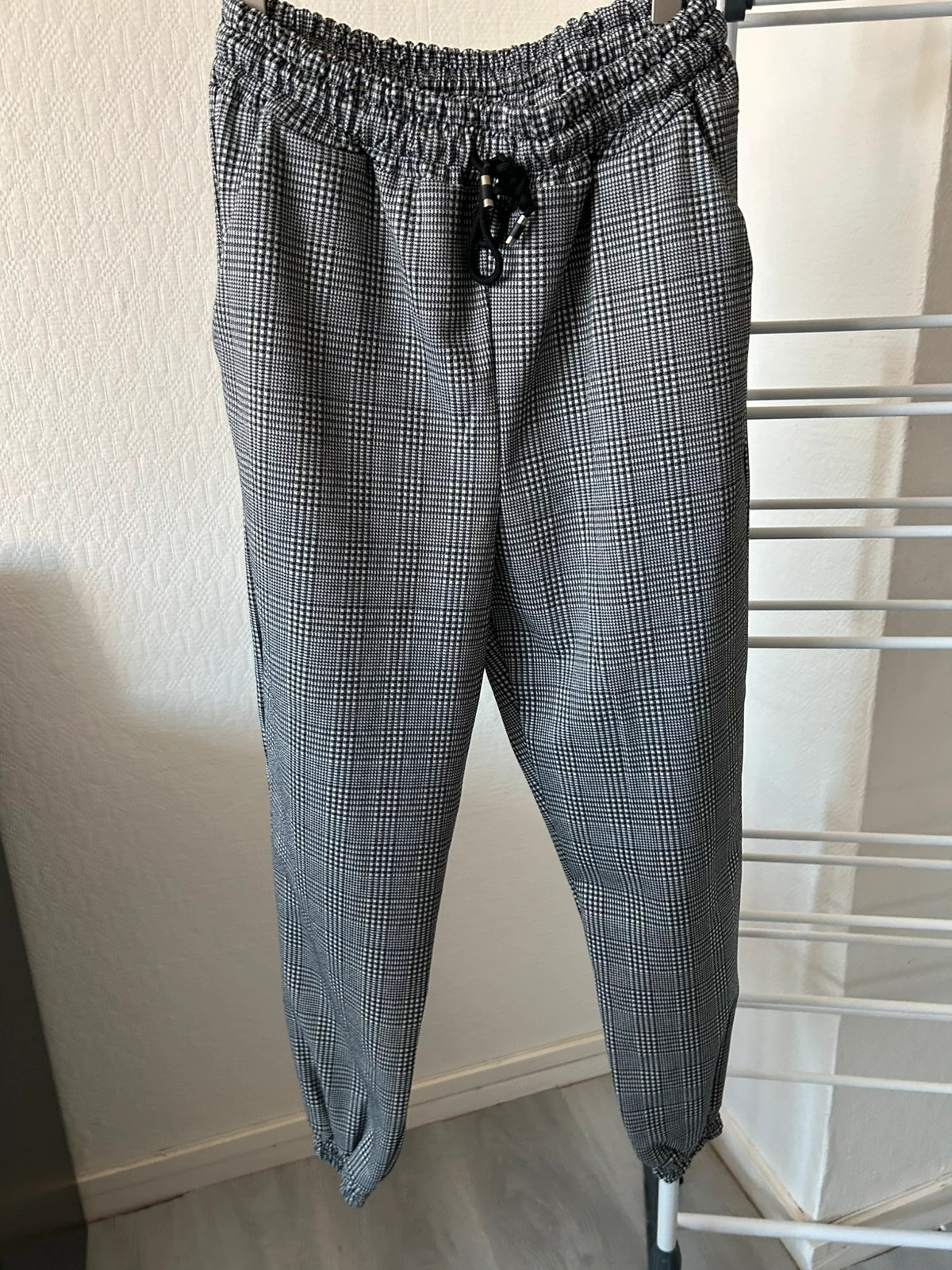 Pantalon gris taille élastique