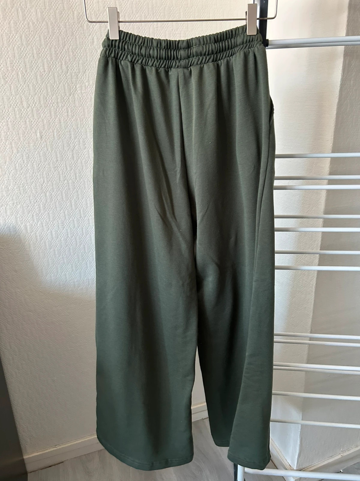 Pantalon jambes larges – DELIZIA – taille S / 36 / 8 4