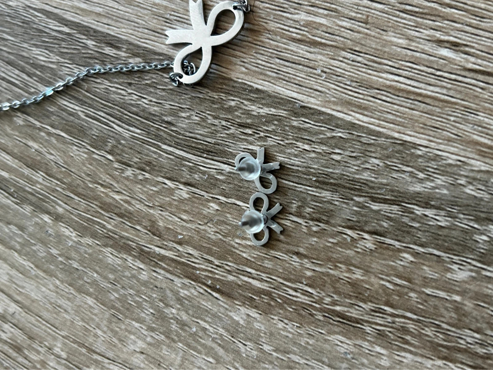 Lot Bracelet et boucles d’oreilles noeud – Inconnu 5